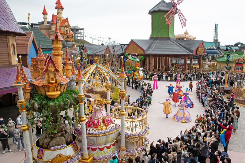 '개장 1주년' 롯데월드 어드벤처 부산, 누적 입장객 140만명 돌파