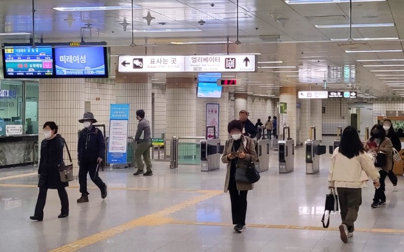 대구 도시철도 2호선 수성구청역 [촬영 박세진]