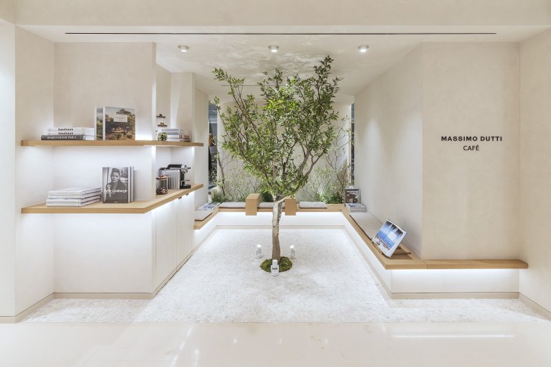 서울 여의도 IFC몰에 위치한 '마시모두띠' 매장 모습.(인디텍스 제공)