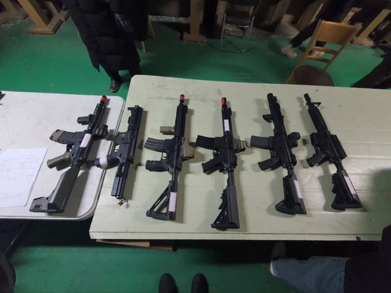 불법 모의총으로 서바이벌 게임 한 동호회원 6명 검거 (출처=연합뉴스)