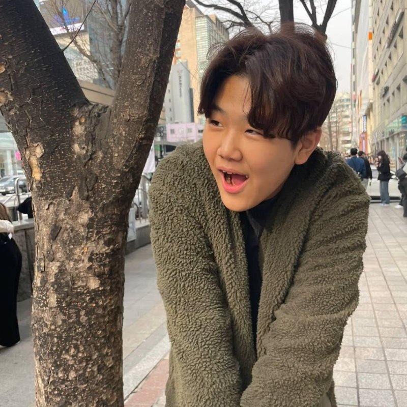 '아빠! 어디가?' 이종혁 아들 준수, 17세에 벌써 189㎝…살 빠져 '훈훈' [N샷]