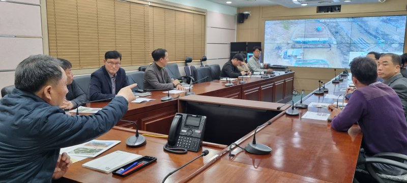 훈련 지휘하는 이일 강원도소방본부장.(도소방본부 제공)
