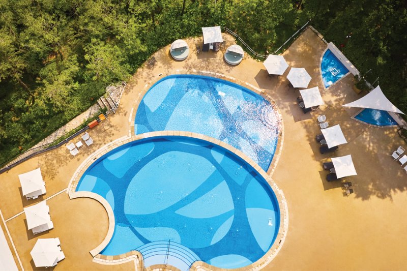 [서울=뉴시스] 파라스파라 서울 라운드풀. (사진=파라스파라 서울 제공) 2023.03.30.