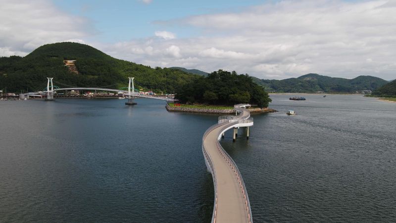 망덕포구와 수변공원을 잇는 낭만플랫폼, 배알도 섬 정원 전경