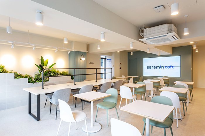 [서울=뉴시스] 신촌 연세로 사람인 카페 내부 전경. (사진=사람인) 2023.04.04. photo@newsis.com *재판매 및 DB 금지