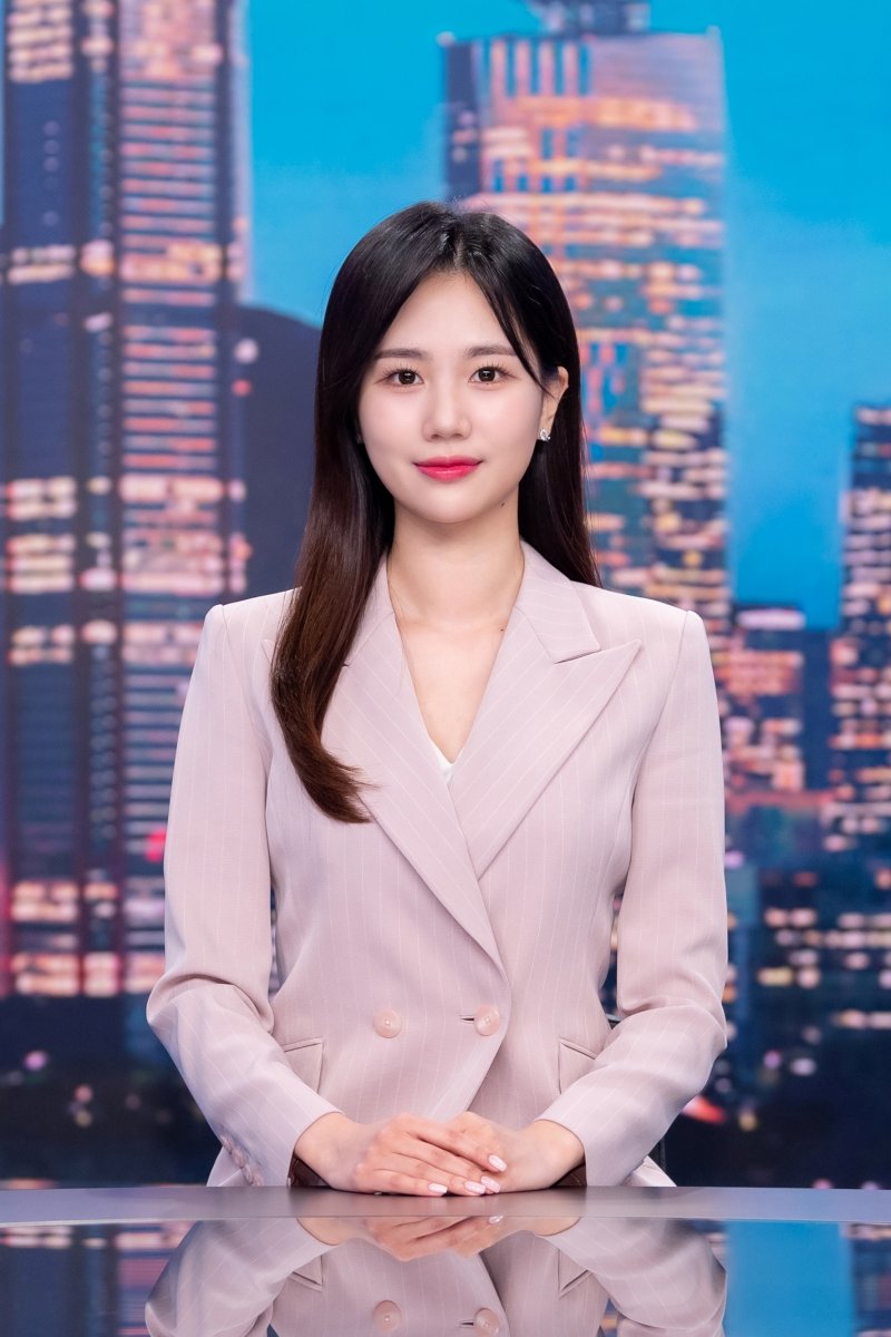 '26세 역대 최연소 메인뉴스앵커' SBS 김가현 "참신+다양 시각 전달" [N인터뷰]