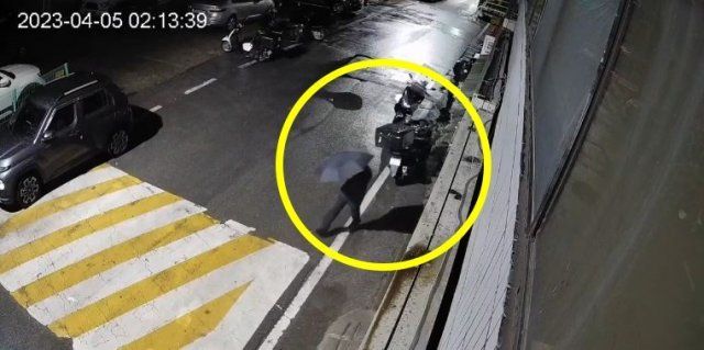 새벽에 오토바이 6대 브레이크 자른 男, 운전자는..참혹