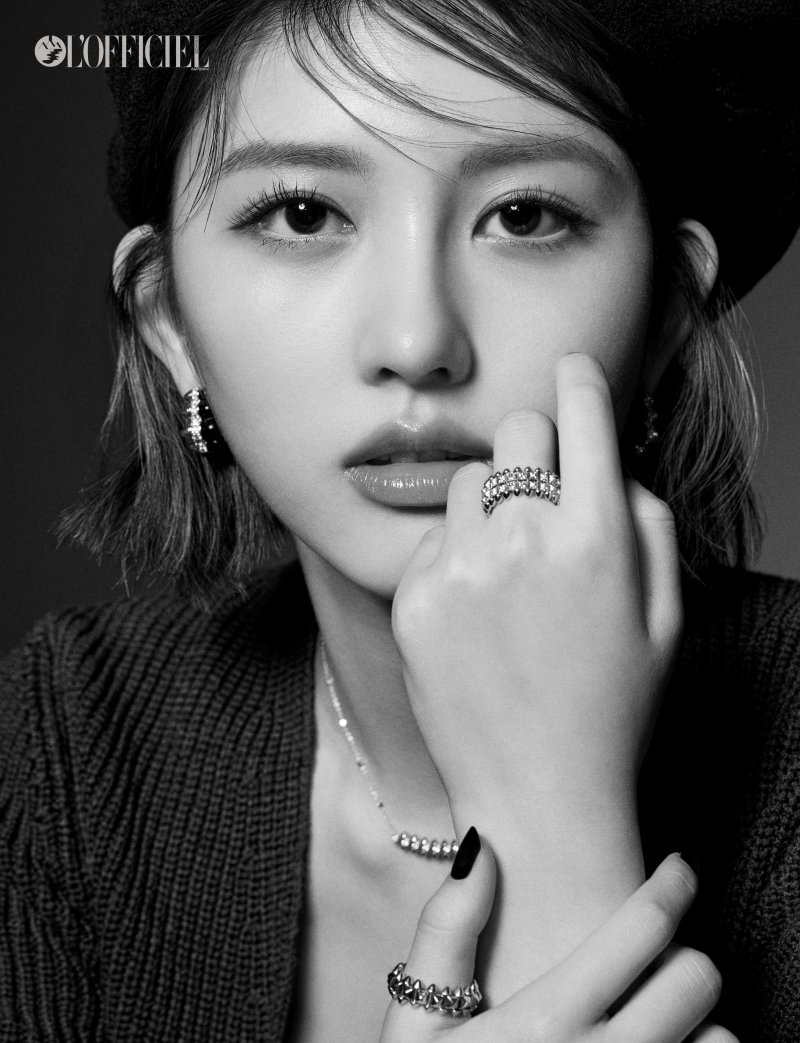 아이브 가을, 완벽 이목구비…도회적 이미지