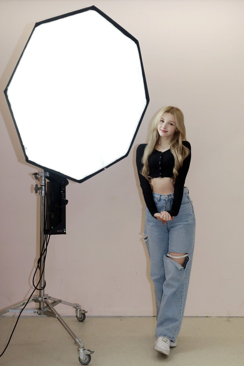 우즈벡이 낳고 한국이 키운 모델·크리에이터…카리모바 엘리나[인터뷰]