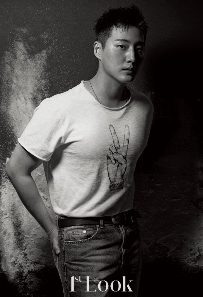 영케이 "늘 기대가 되는 사람이고 싶다"…화보 공개