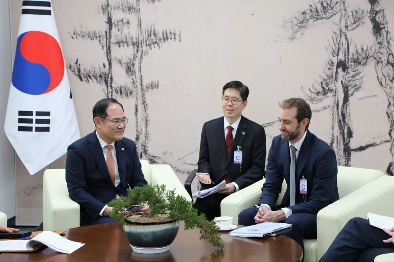 임종득 국가안보실 2차장, 英 매튜 콜린스 국가안보 부보좌관 접견