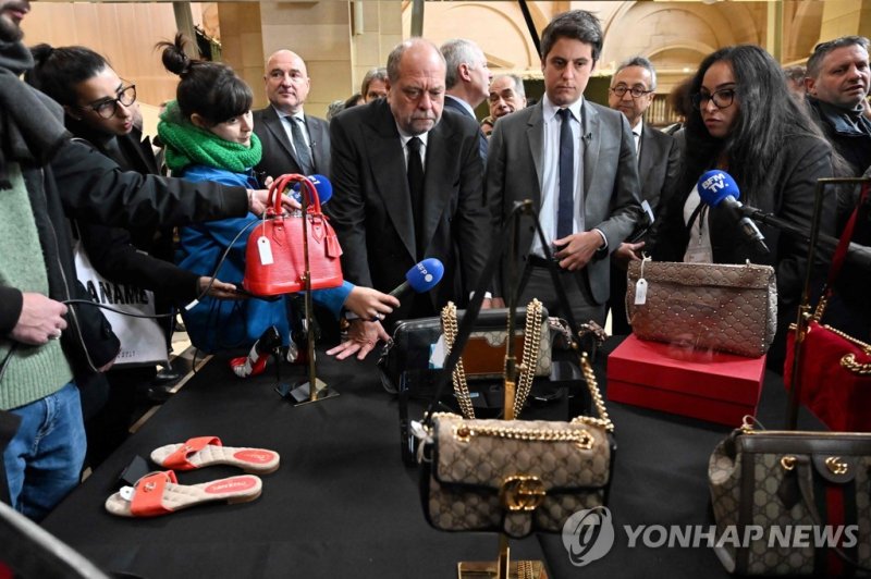 람보르기니·롤렉스·구찌..마약사범 재산 몰수했더니 쏟아진 명품, 경매 열렸다