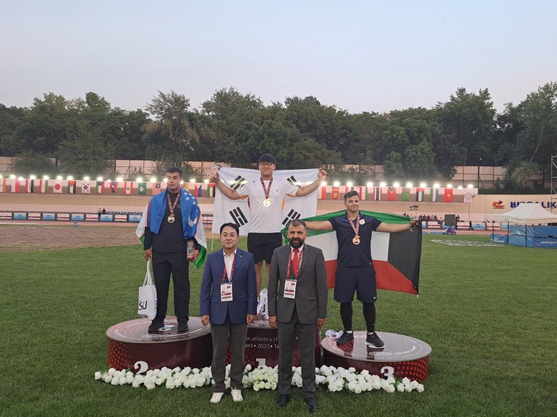 아시아청소년육상선수권대회 투포한 우승을 차지한 박시훈 (대한육상연맹 제공)