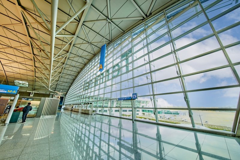 [서울=뉴시스] 이건창호가 적용된 인천국제공항. (사진=이건창호 제공). photo@newsis.com