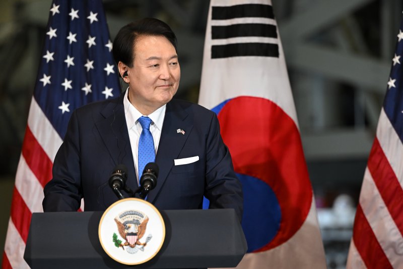 윤석열 대통령이 25일(현지시간) 워싱턴DC 인근의 미 항공우주국(NASA) 고다드 우주비행센터를 방문해 연설을 하고 있다. (대통령실 제공) 2023.4.26/뉴스1 ⓒ News1 오대일 기자