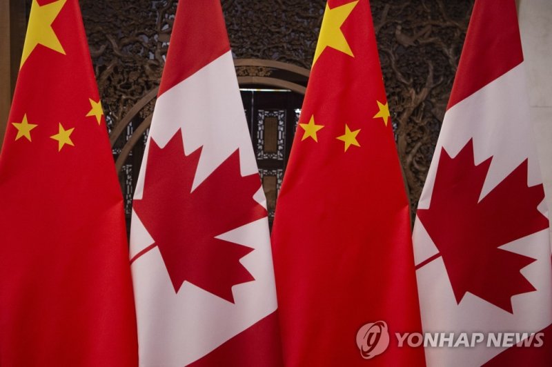 캐나다와 중국 국기. 사진=연합뉴스
