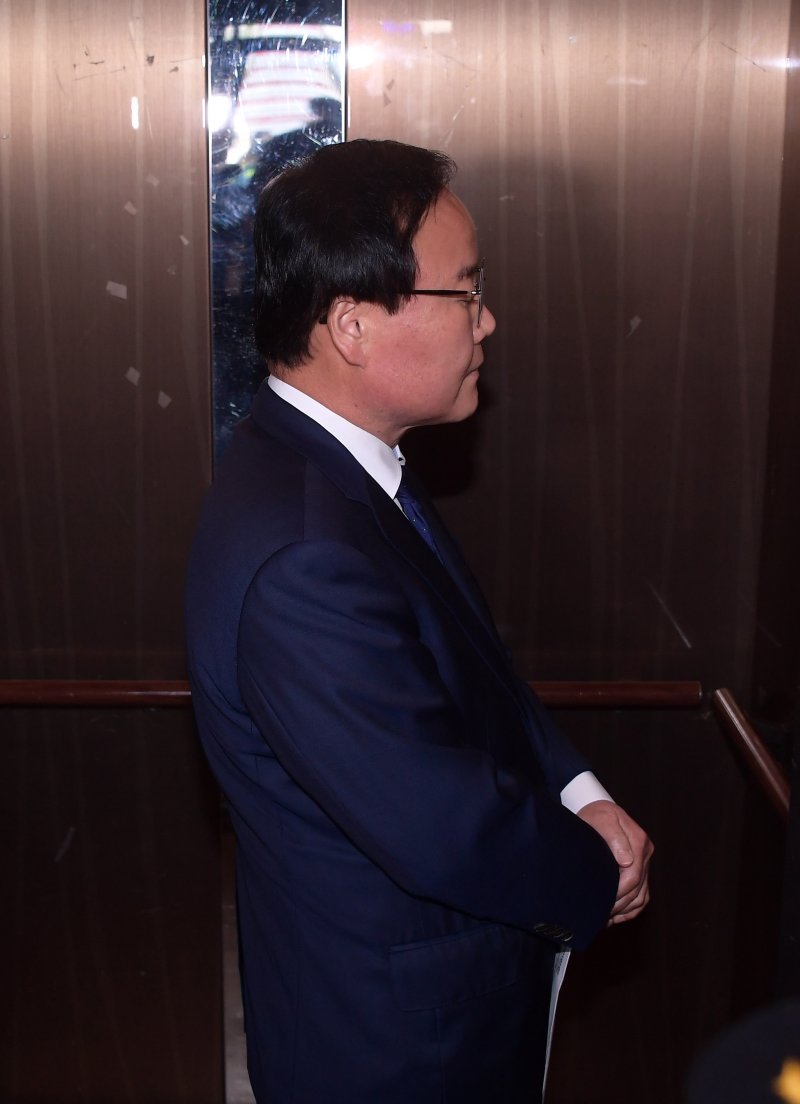 김재원 국민의힘 최고위원이 8일 오후 서울 여의도 국민의힘 당사에서 열린 윤리위원회에 출석하고 있다. (공동취재) 2023.5.8/뉴스1 ⓒ News1 황기선 기자