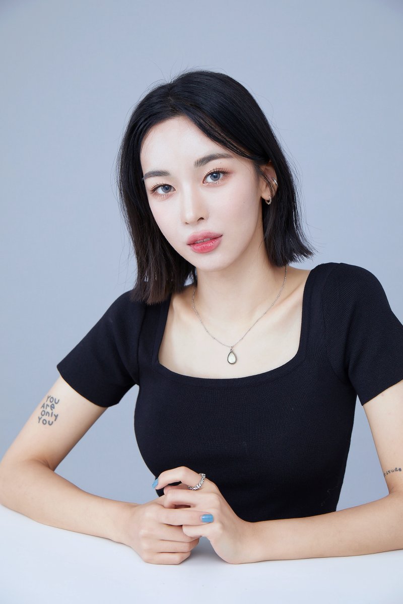 [서울=뉴시스] 지난 3일 틱톡 패션 크리에이터 늘이농(유하늘)이 서울 마포구의 순이엔티 사옥에서 뉴시스와의 인터뷰를 진행했다. (사진= 순이엔티 제공) 2023.05.11 photo@newsis.com *재판매 및 DB 금지