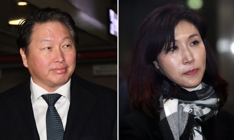 최태원SK그룹 회장(왼쪽)과 노소영 아트센터 나비 관장. 2018.1.16/뉴스1 ⓒ News1 허경 기자