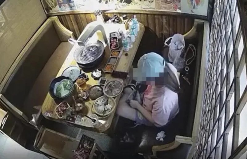 무한리필 식당서 음식 상습적으로 챙긴 중국 여성의 최후