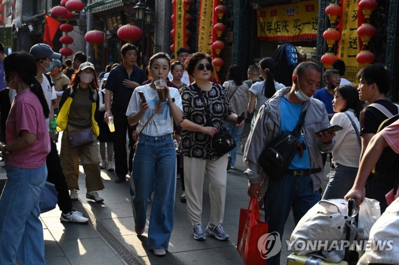 중국인 38% "한국 비호감"... 가장 호감 갖는 나라는 '반전'