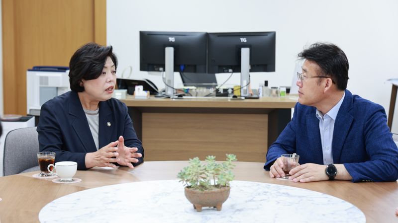 신계용 과천시장, 기재부와 '정부과천청사 시민환원' 마무리 협상