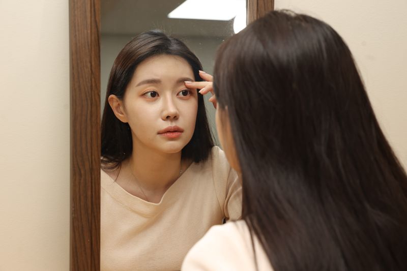 '안검하수'와 '쌍꺼풀' 수술, 어떤 게 다를까?