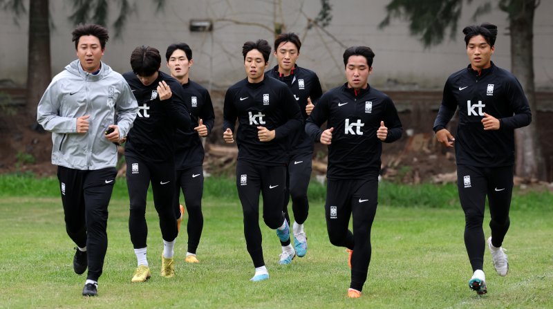 김은중 감독이 이끄는 한국 20세 이하(U-20) 월드컵 축구대표팀이 7일(현지시간) 아르헨티나 라 플라타 하워드 존슨 호텔 인근 훈련장에서 회복훈련을 하고 있다. 2023.6.7/뉴스1 ⓒ News1 이승배 기자