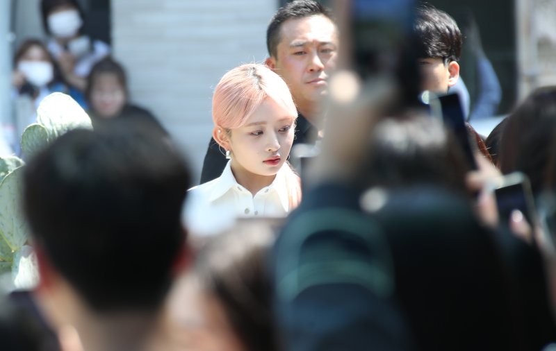 아이브 레이가 13일 서울 성동구 성수동에 위치한 카페에서 열린 패션 브랜드 포토행사에 참석하고 있다. ⓒ News1 권현진 기자