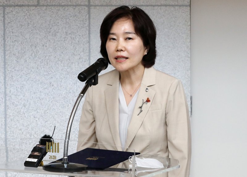 김은경 금융감독원 부원장이 29일 서울 송파구 동부지방검찰청에서 열린 보이스피싱 범죄 정부합동수사단 출범 현판 제막식에서 인사말을 하고 있다. 2022.7.29/뉴스1 ⓒ News1 박세연 기자