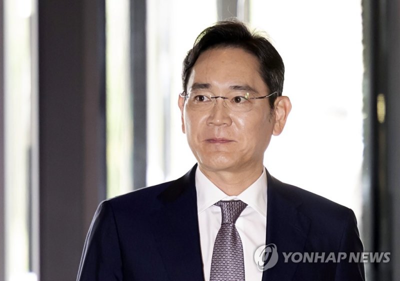 이재용 삼성전자 회장이 지난 6월 1일 오후 서울 신라호텔에서 열리는 2023년 삼성호암상 시상식에 참석하고 있다. 연합뉴스