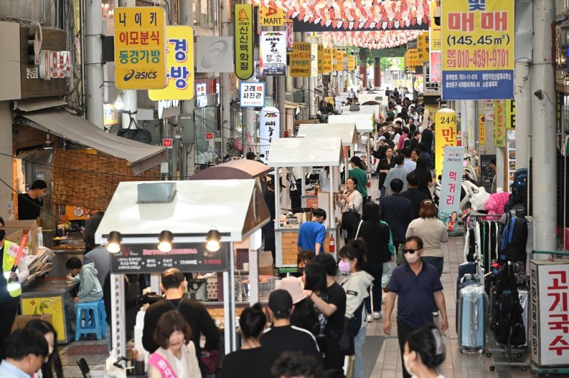 '울산 큰애기' 야시장 재개장 한 달 만에 19만명 방문