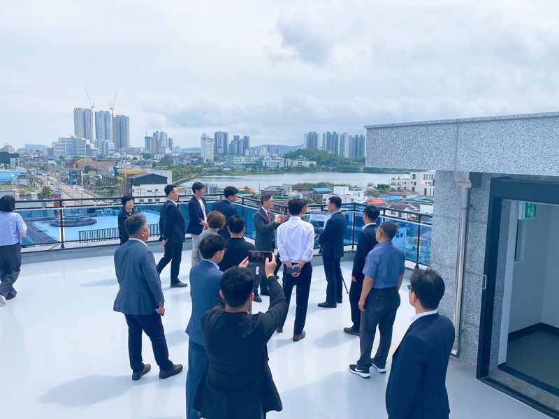 속초시, "군통신시설 주변 고도제한 풀어달라"...국방부에 건의