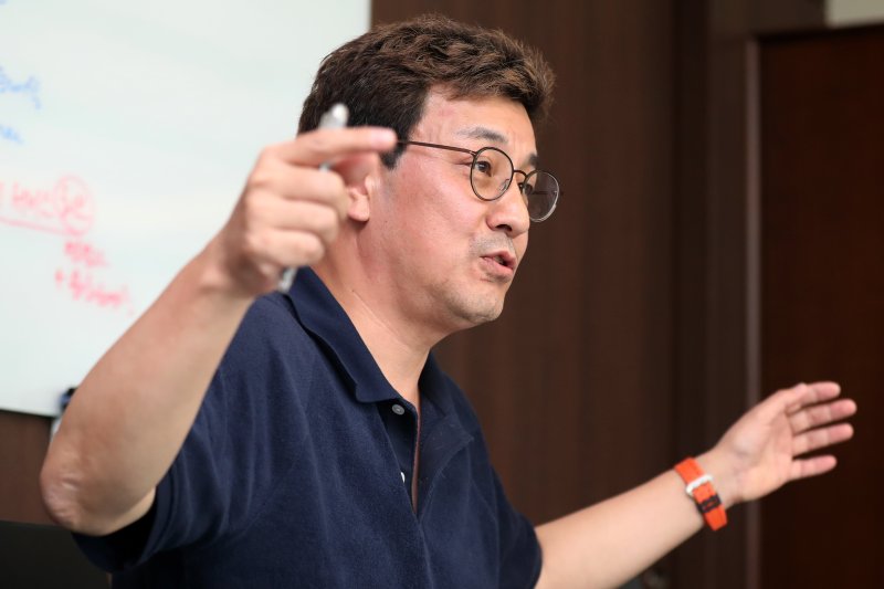 김영태 코레일유통 대표가 19일 서울 영등포구 본사에서 뉴스1과 인터뷰를 하고 있다. 2023.6.19/뉴스1 ⓒ News1 민경석 기자