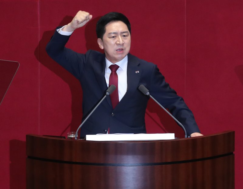 김기현 국민의힘 대표가 20일 오전 서울 여의도 국회에서 열린 제407회국회(임시회) 5차 본회의에서 교섭단체 대표연설을 하고 있다. 2023.6.20/뉴스1 ⓒ News1 송원영 기자