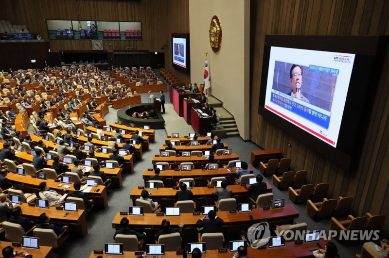 국민의힘 김기현 대표가 20일 오전 국회에서 열린 본회의에서 교섭단체 대표연설을 하던 중 민주당 이재명 대표의 불체포 특권 포기와 관련해 발언하고 있다. 사진=연합뉴스