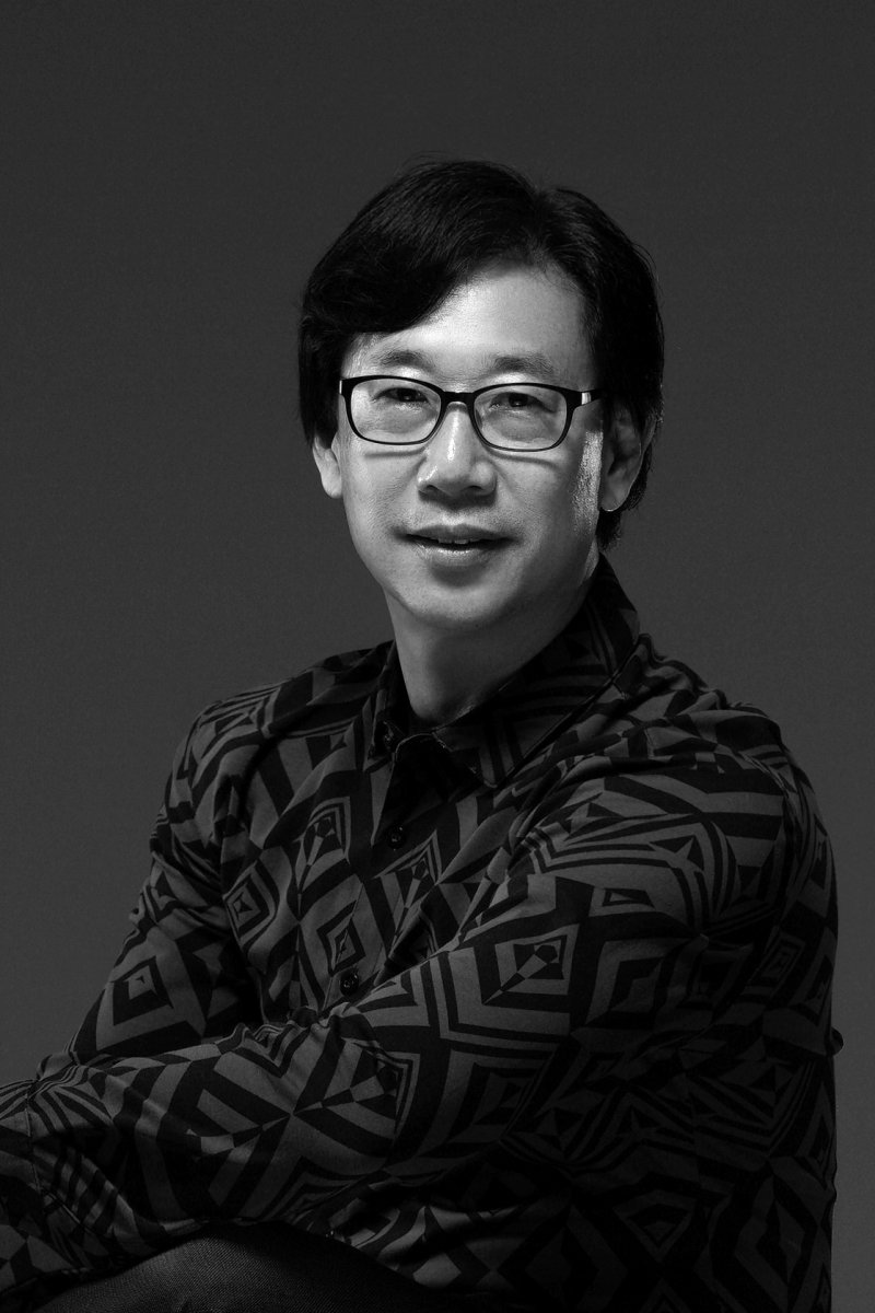 [서울=뉴시스]유병헌 유니버설발레단 예술감독(사진=유니버설발레단 제공)2021.06.14 photo@newsis.com *재판매 및 DB 금지