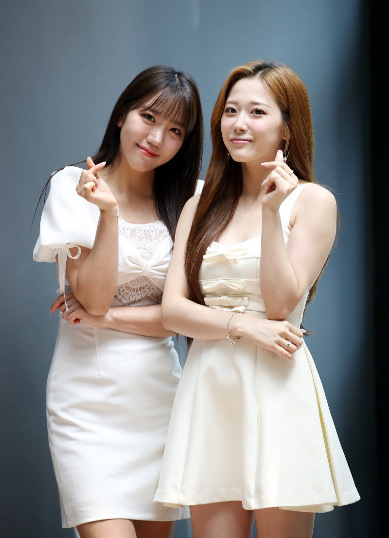 트로트 2인조 그룹 두자매 김희진(왼쪽)과 윤서령 / 뉴스1 ⓒ News1 박지혜 기자