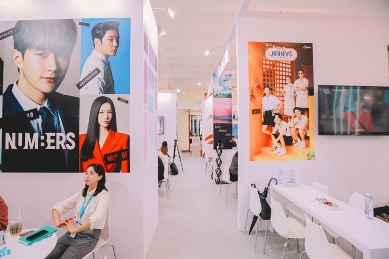 한국콘텐츠진흥원은 중국 상하이에서 열린 ‘상하이TV페스티벌’에 참가해 한국공동관을 운영했다.