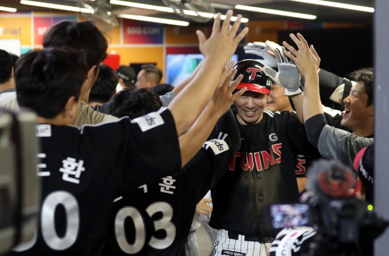 홍창기는 올 시즌 엄청난 시즌을 보내고 있다. 가히 LG 타선의 중심축이라고 할만하다 (뉴스1)