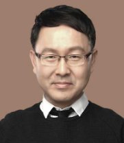 김채환 신임 국가공무원인재개발원장 내정자 김채환 신임 국가공무원인재개발원장 내정자 (서울=연합뉴스) 29일 신임 국가공무원인재개발원장에 내정된 김채환 전 서울사이버대 전임교수. 2023.6.29 [대통령실 제공. 재판매 및 DB 금지] kane@yna.co.kr (끝)