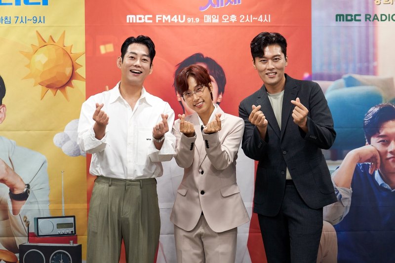 테이·재재·김일중, MBC 라디오 새DJ 포부…지각 NO·라디오계 '유퀴즈'(종합)