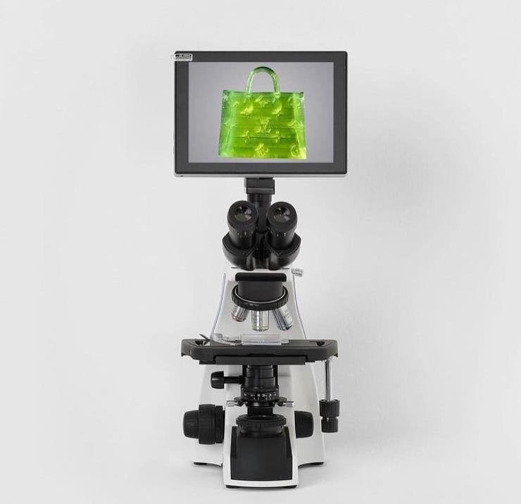 루이뷔통 디자인의 핸드백 [MSCHF 제공. 재판매 및 DB 금지]