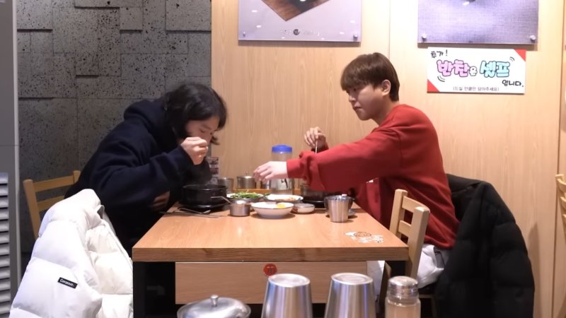 [서울=뉴시스]180초가 지난 3월 올린 '...'(찐친 시리즈1) 영상 (사진=180초 영상 캡처) 2023.06.28. photo@newsis.com *재판매 및 DB 금지