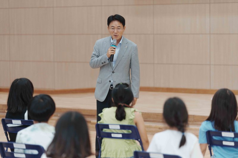 이석용 농협은행장, 소외지역 찾아 눈높이 금융교육