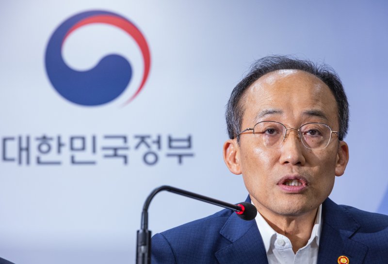 여행 비수기에 숙박쿠폰 30만장… 외국인 무료항공권 700장 뿌린다 [하반기 경제정책 방향]