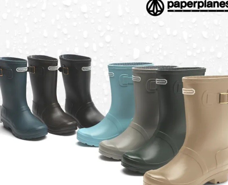 페이퍼플레인 레인부츠.(에이블리제공)