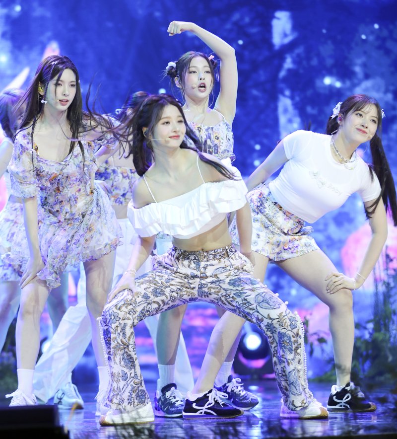 '청량미 뿜뿜' 엔믹스, '파티 어클락'과 함께 컴백 [뉴시스Pic]
