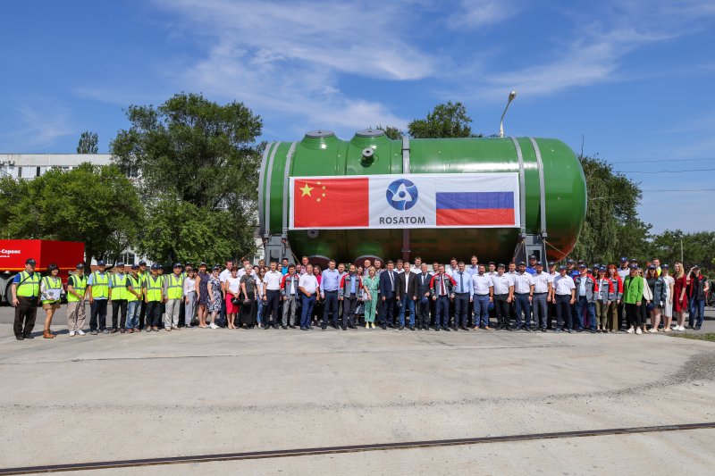 지난 7월 11일 러시아 로스토프주 볼고돈스크의 로사톰(ROSATOM) 계열사 공장에서 중국 쉬다보 원자력 발전소 3호기에 장착되는 압력 및 증기 관련 부품 출고식이 열리고 있다.<div id='ad_body3' class='mbad_bottom' ></div>타스연합뉴스