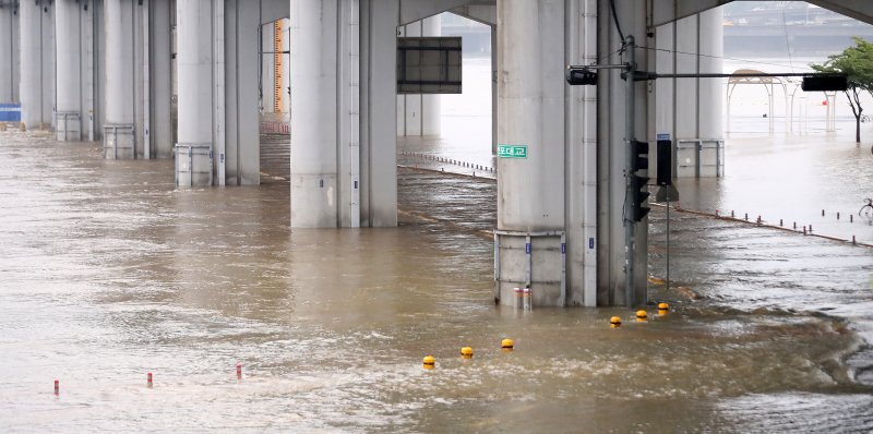 서울 동부간선도로 통제 전면 해제..잠수교 등 4곳은 계속 통제